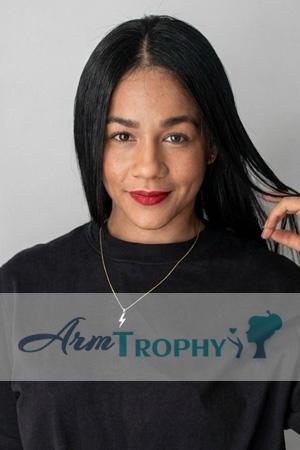 226825 - Yocelin Age: 32 - Colombia