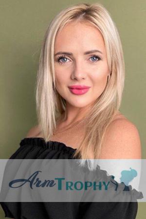 226920 - Kateryna Age: 36 - Ukraine