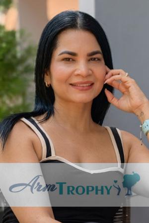 227057 - Karina Age: 40 - Colombia