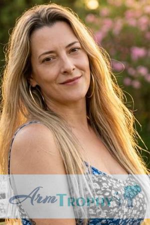 227120 - Claudia Age: 49 - Colombia