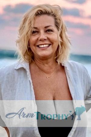 227498 - Oksana Age: 52 - Ukraine