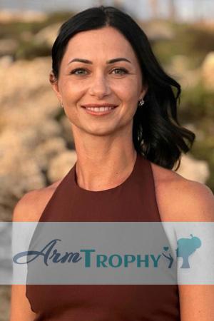 227572 - Vika Age: 36 - Ukraine