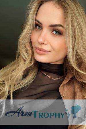 227728 - Anna Age: 19 - Ukraine