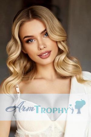 227853 - Tatyana Age: 31 - Ukraine