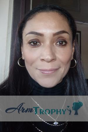 227893 - Oyuky Age: 58 - Costa Rica