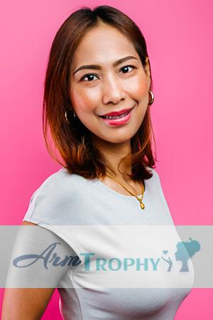 228006 - Tipwimol Age: 43 - Thailand