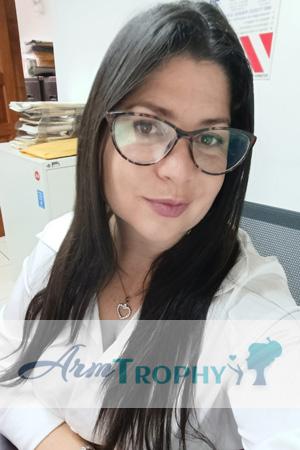 228128 - Liseth Age: 44 - Costa Rica
