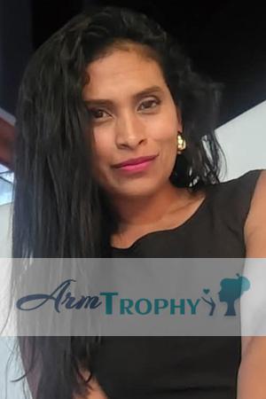 228581 - Diana Age: 33 - Costa Rica