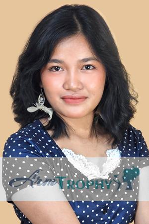 Philippines women