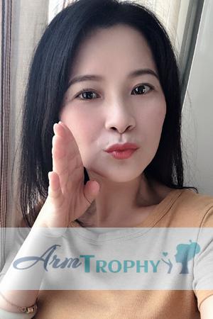 229276 - Sylvia Age: 46 - China