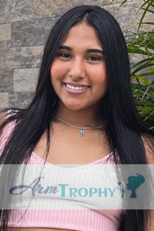 229504 - Carolina Age: 22 - Colombia