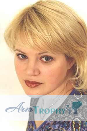 51898 - Marina Age: 39 - Russia