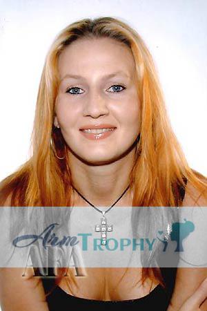 52678 - Inga Age: 38 - Ukraine