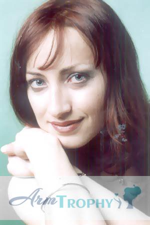 52813 - Lyuba Age: 29 - Russia