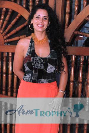 52841 - Lina Age: 50 - Colombia