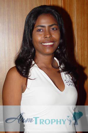 53513 - Isley Age: 36 - Colombia