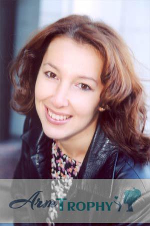 54524 - Elena Age: 37 - Russia