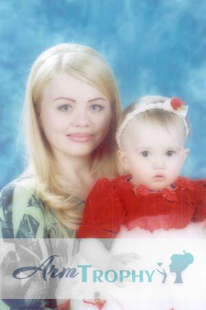 Uzbekistan women