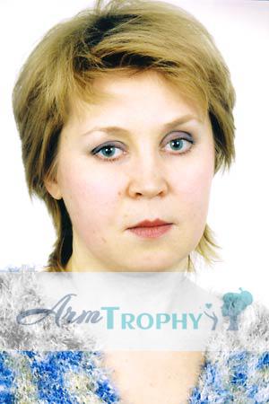 58289 - Svetlana Age: 41 - Russia