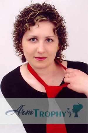 62040 - Olga Age: 27 - Ukraine