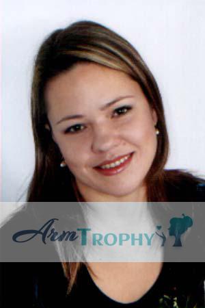 66301 - Larisa Age: 38 - Russia