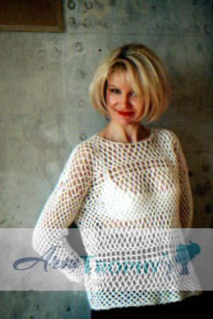 66342 - Svetlana Age: 40 - Russia