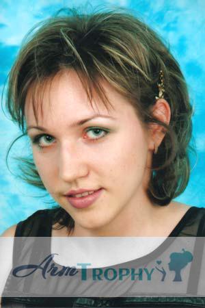 66489 - Elena Age: 29 - Russia