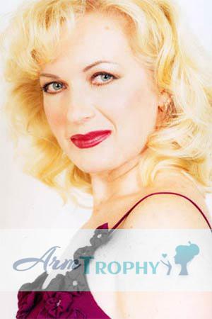 66593 - Yuliya Age: 38 - Russia