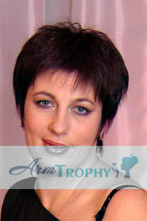 70034 - Natalia Age: 37 - Russia