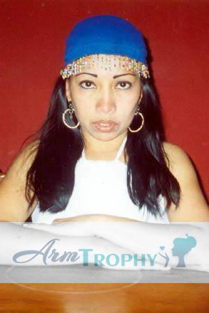 73678 - Francisca Age: 38 - Peru