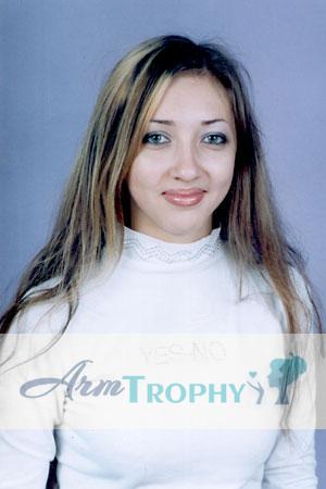 74224 - Lina Age: 22 - Ukraine