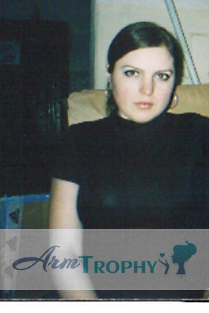 75572 - Elena Age: 27 - Ukraine