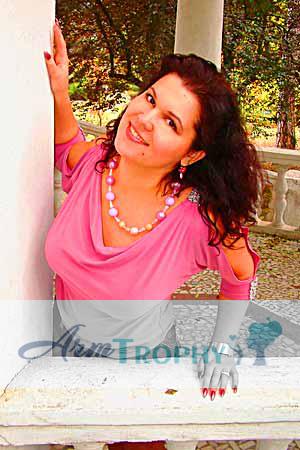 76101 - Lidiya Age: 34 - Ukraine