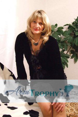 76459 - Larisa Age: 40 - Ukraine