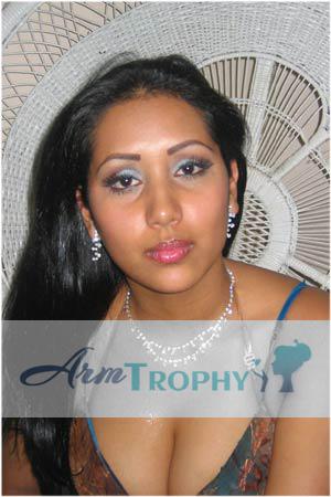 76997 - Shirley Age: 25 - Colombia