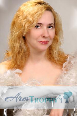 77724 - Svetlana Age: 40 - Russia