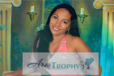 77825 - Rosa del Carmen Age: 28 - Colombia