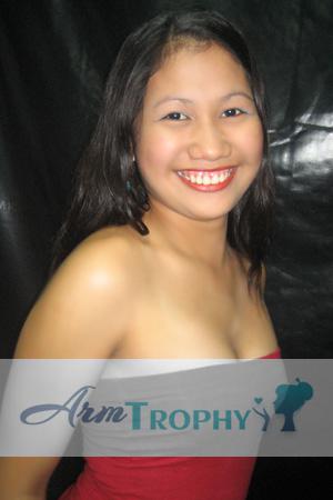 84048 - Honeylyn Age: 21 - Philippines