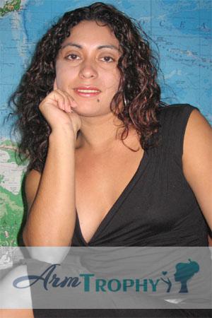 87107 - Lesly Age: 22 - Costa Rica