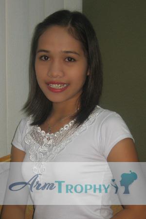 87455 - Chiradee Age: 20 - Philippines