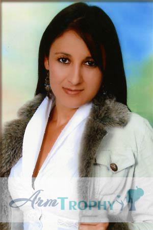 88308 - Morelia Age: 30 - Colombia