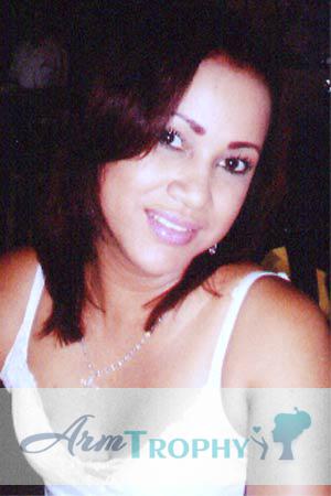 89274 - Claudia Age: 39 - Colombia