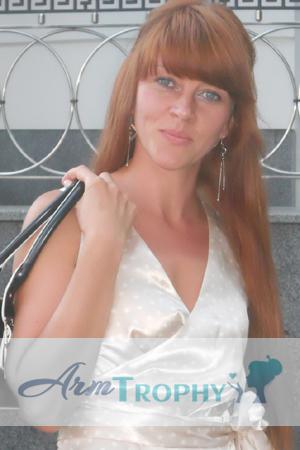 89493 - Oxana Age: 36 - Ukraine