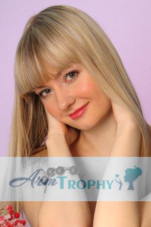 92052 - Tatiana Age: 25 - Russia