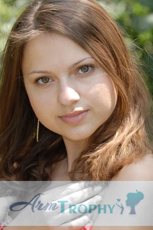 96679 - Elena Age: 25 - Ukraine