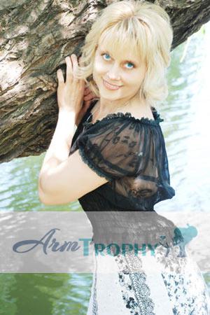 98726 - Elena Age: 41 - Ukraine